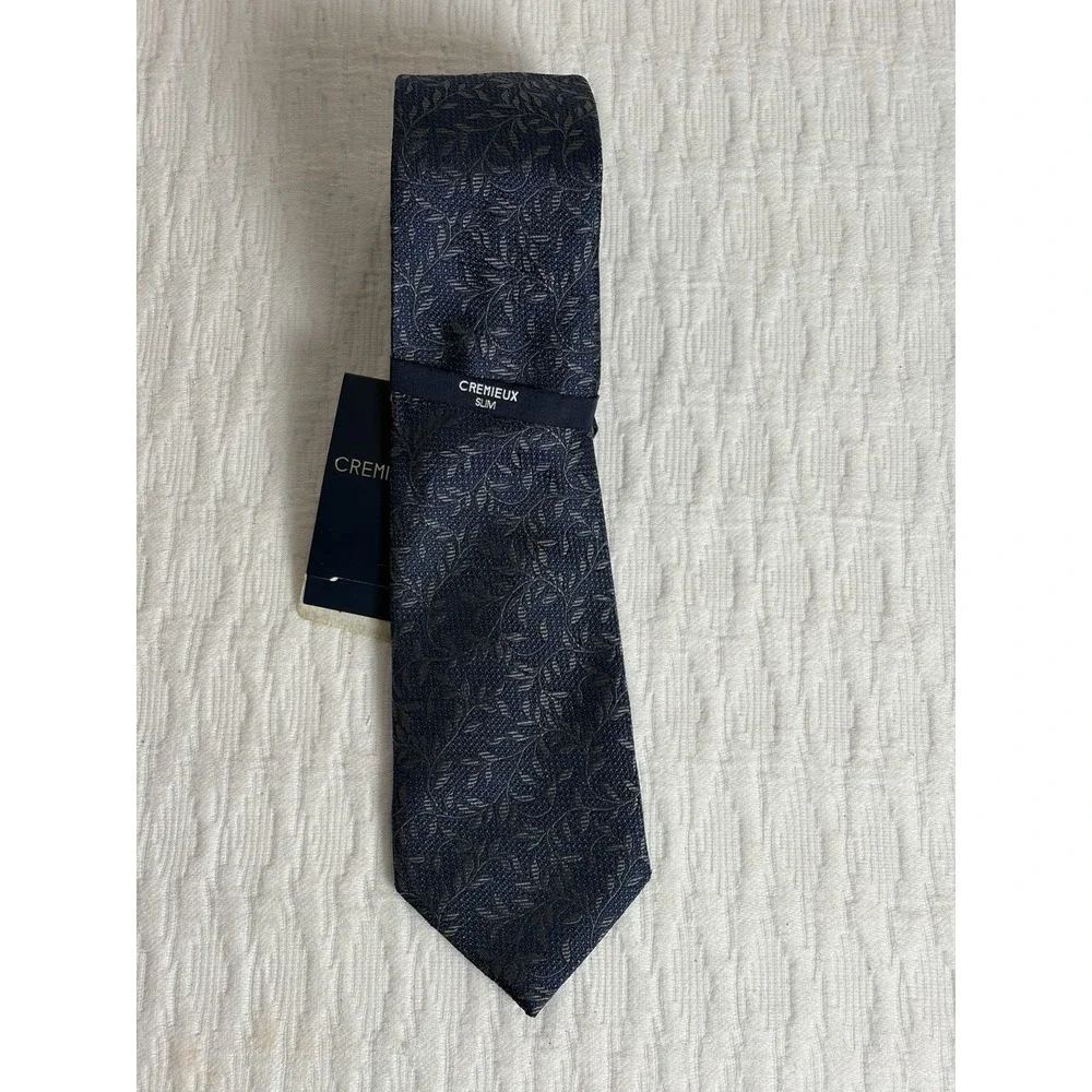 NWT!! Cremieux 100% Silk Neck Tie Navy/Blue/Silver Floral, Made In Italy